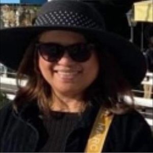 Meet your Posher, Ofelia